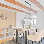 - Moderne Altbauwohnung Im Zentrum - Kingsize Bett - Netflix - 80qm - 24h Check-in Ludwigsburg