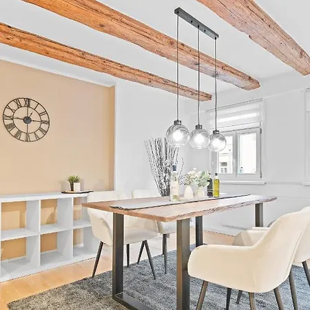 Moderne Altbauwohnung Im Zentrum - Kingsize Bett - Netflix Ludwigsburg