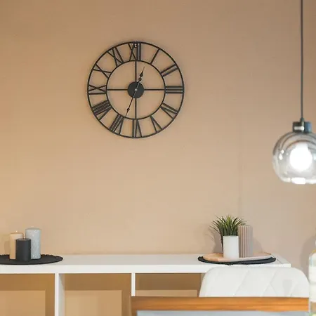Moderne Altbauwohnung Im Zentrum - Kingsize Bett - Netflix Apartment *