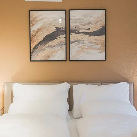 Moderne Altbauwohnung Im Zentrum - Kingsize Bett - Netflix *