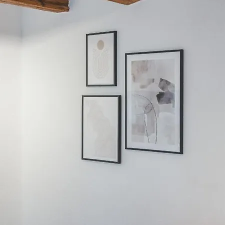 Apartment Moderne Altbauwohnung Im Zentrum - Kingsize Bett - Netflix